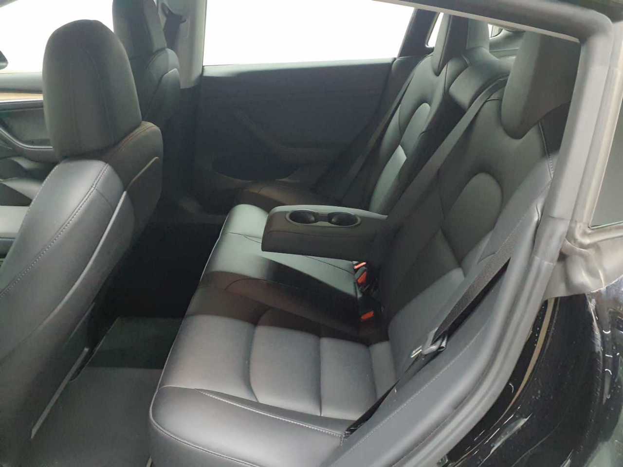 Tesla Model 3 RWD Hinterradantrieb 14