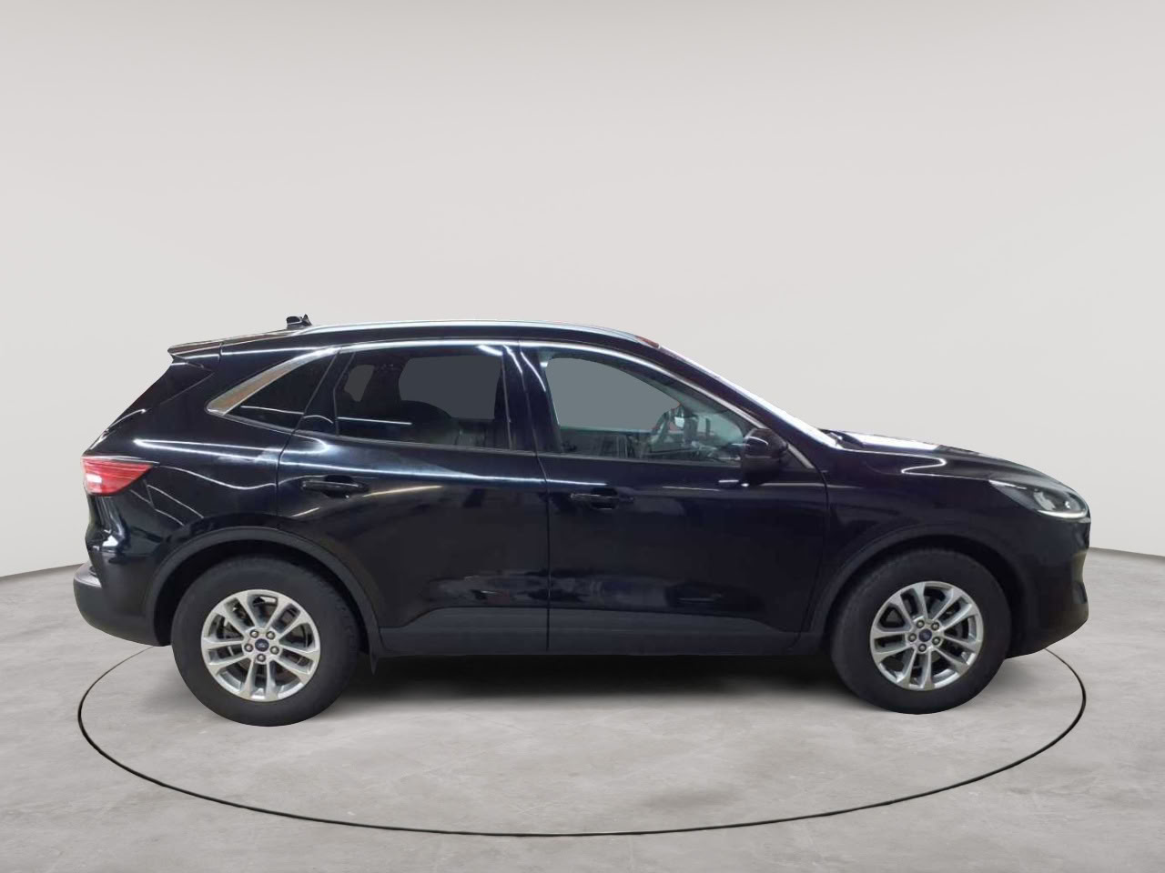Ford Kuga 1.5 EcoBlue Aut. TITANIUM 3