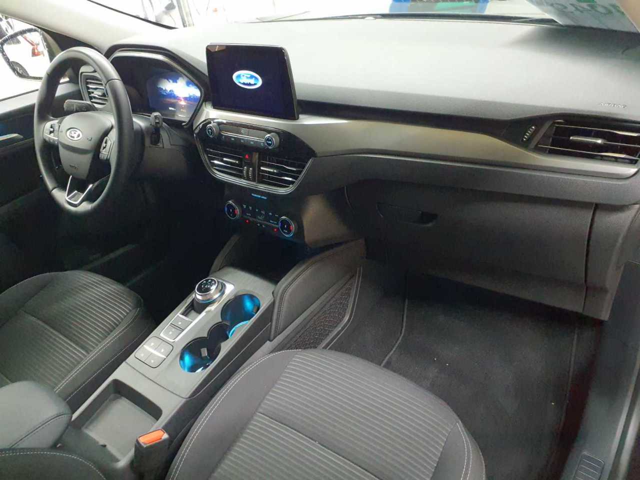 Ford Kuga 1.5 EcoBlue Aut. TITANIUM 9