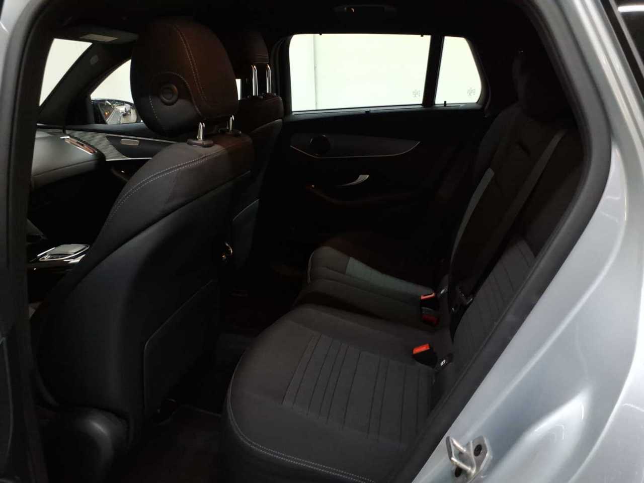 Mercedes-Benz EQC 400 4Matic 13