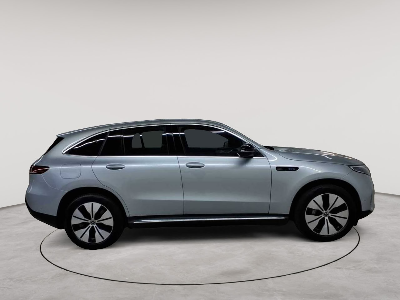 Mercedes-Benz EQC 400 4Matic 3