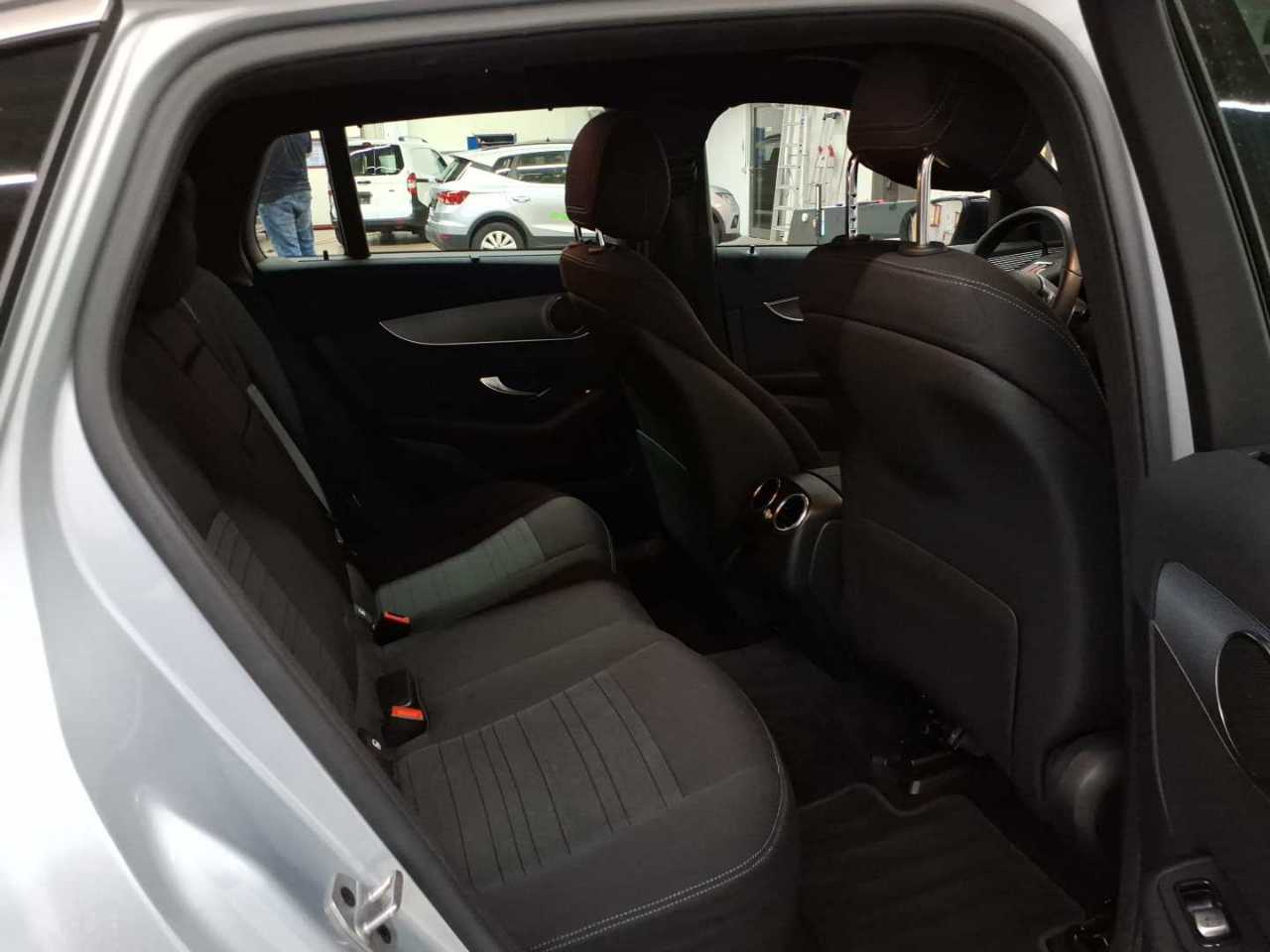 Mercedes-Benz EQC 400 4Matic 14