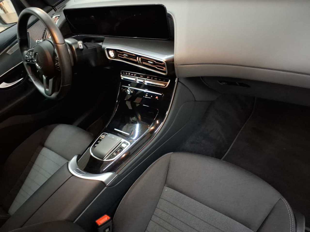Mercedes-Benz EQC 400 4Matic 9