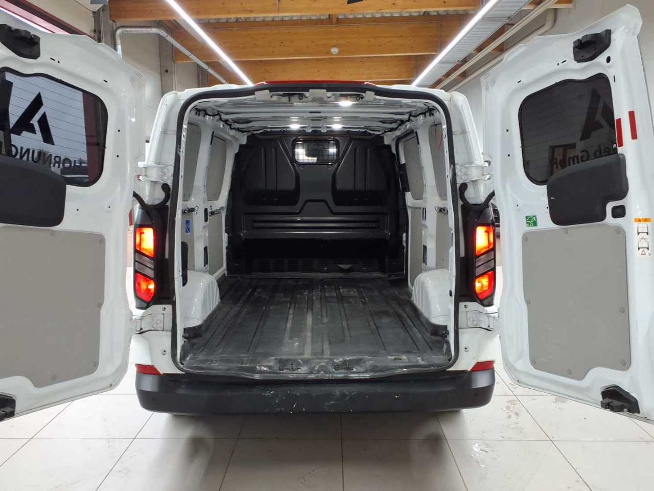 Ford Transit Custom 280 L1H1 LKW VA Trend 15