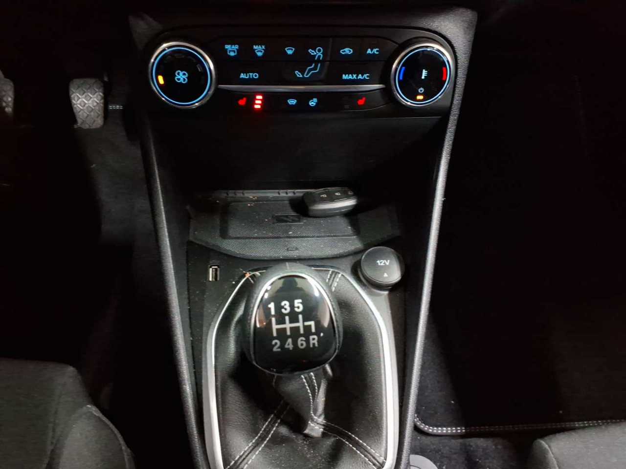 Ford Fiesta 1.0 EcoBoost S&S TITANIUM X 10