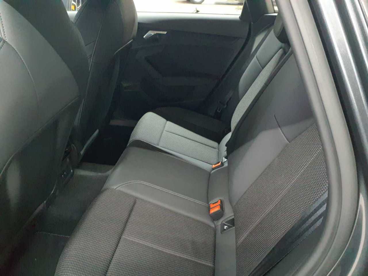 Audi A3 35 TFSI Sportback S tronic S line 13