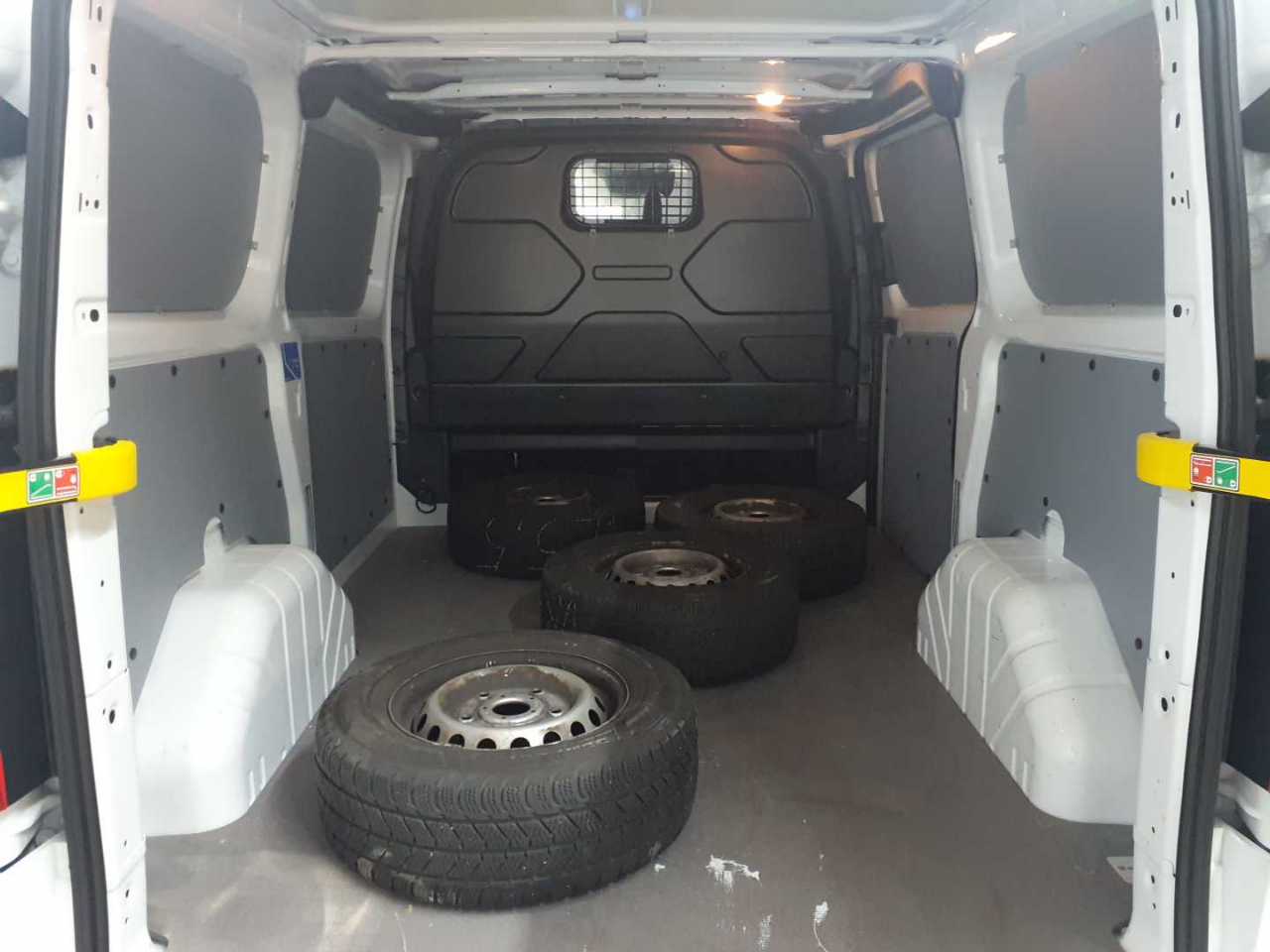 Ford Transit Custom 300 L1H1 LKW VA Trend 15