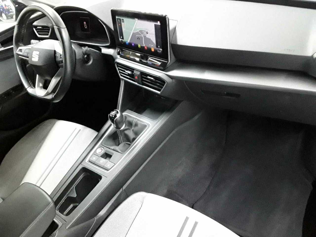 Seat Leon Sportstourer 2.0 TDI Style 9