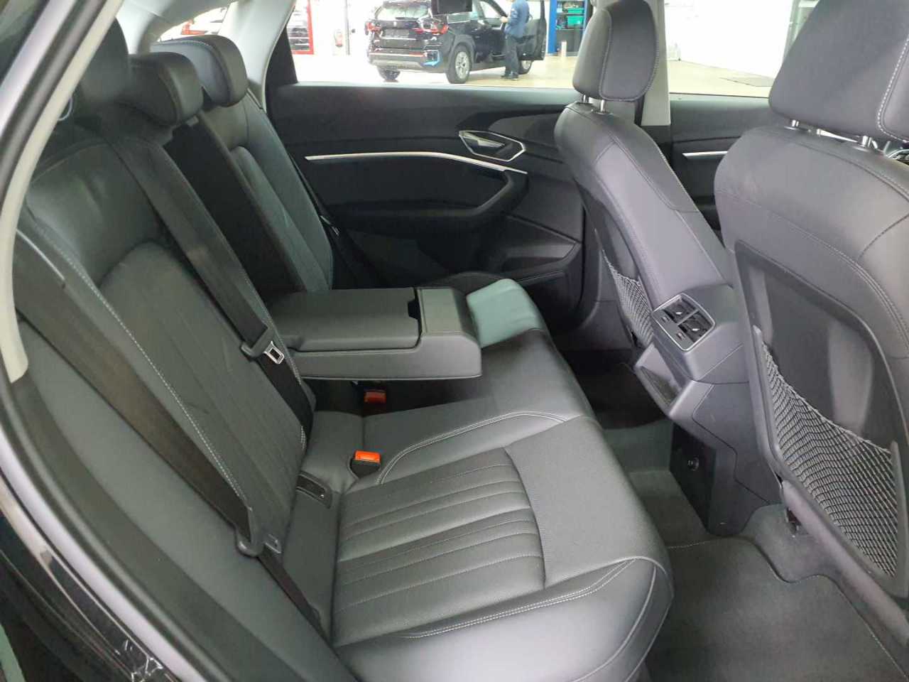 Audi Q8 e-tron Sportback 55 quattro advanced 13