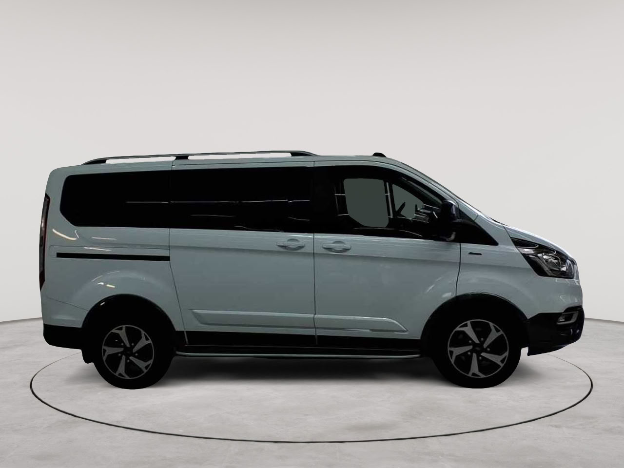 Ford Tourneo Custom 320 L1H1 VA Autm. Active 3
