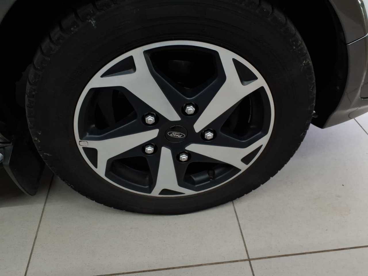 Ford Tourneo Custom 320 L1H1 VA Autm. Active 16