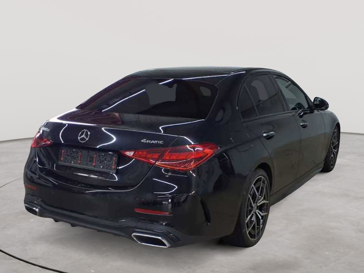 Mercedes-Benz C 300 d 9G-TRONIC 4Matic AMG Line 4