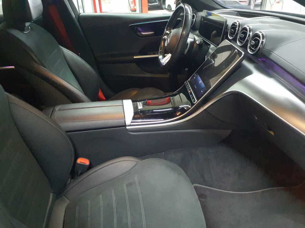 Mercedes-Benz C 300 d 9G-TRONIC 4Matic AMG Line 8