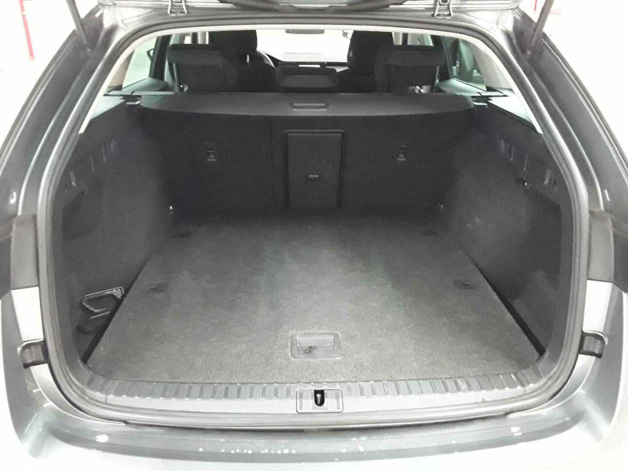 Skoda Octavia Combi 2.0 TDI DSG Ambition 15
