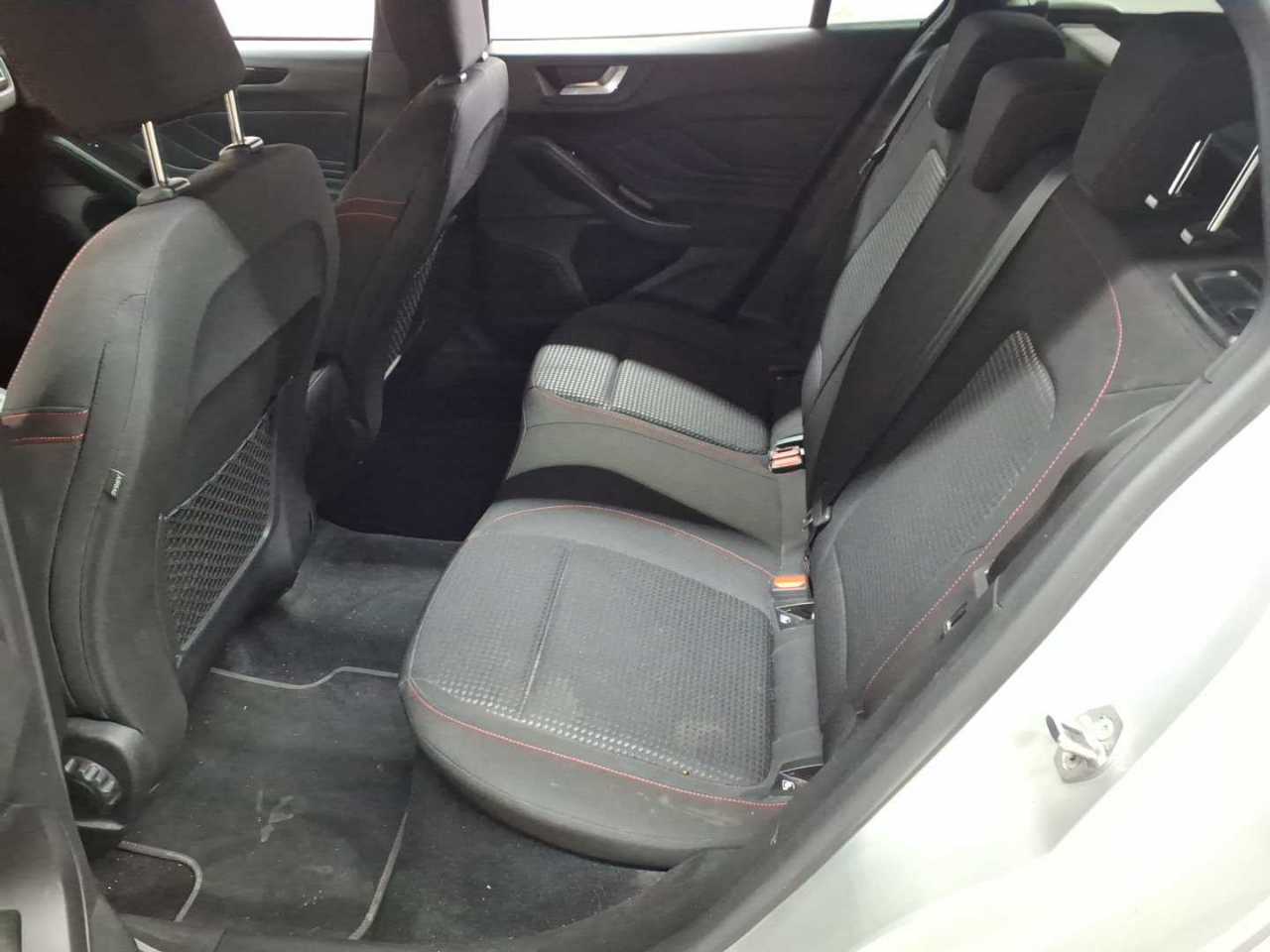 Ford Focus Turnier 1.5 EcoBlue Start-Stopp-System ST-LINE 13