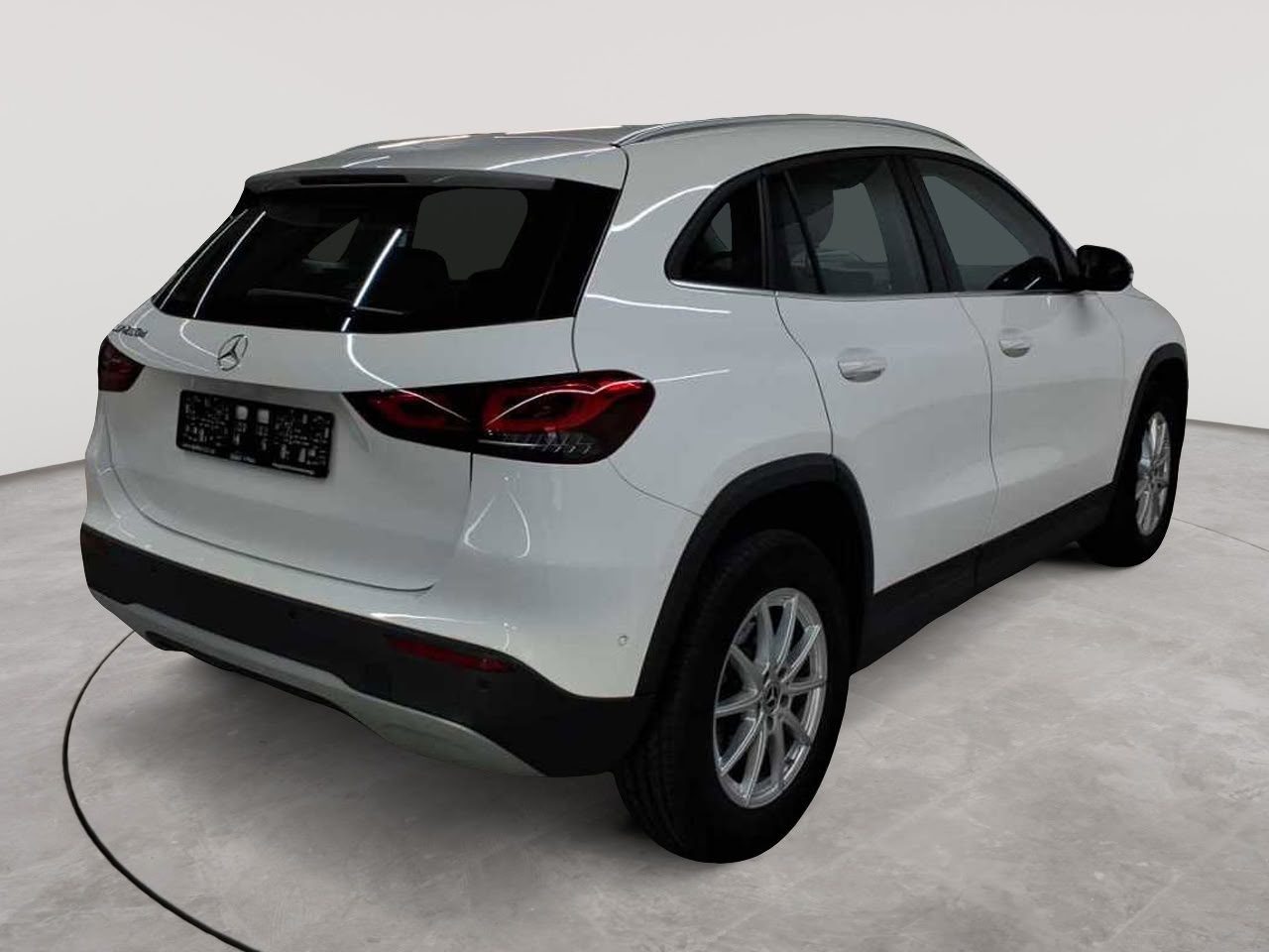 Mercedes-Benz GLA 200 d 8G-DCT 4