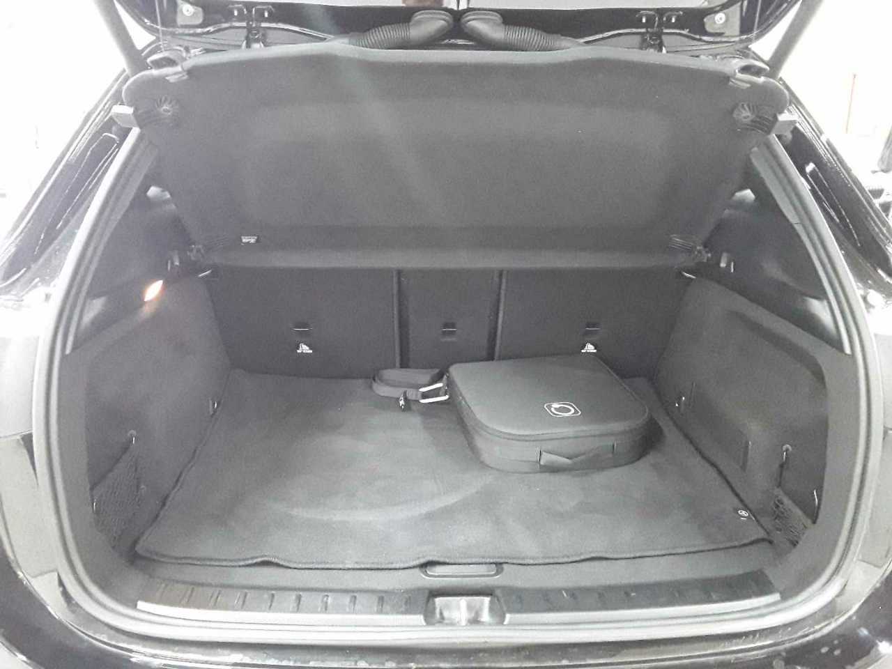 Mercedes-Benz EQA 250 Progressive 15