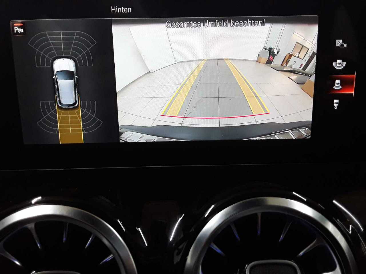 Mercedes-Benz EQA 250 Progressive 16