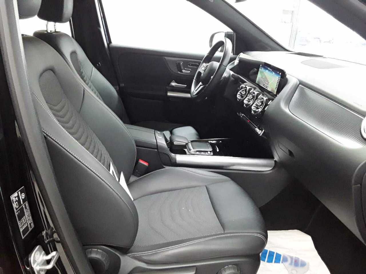 Mercedes-Benz EQA 250 Progressive 8