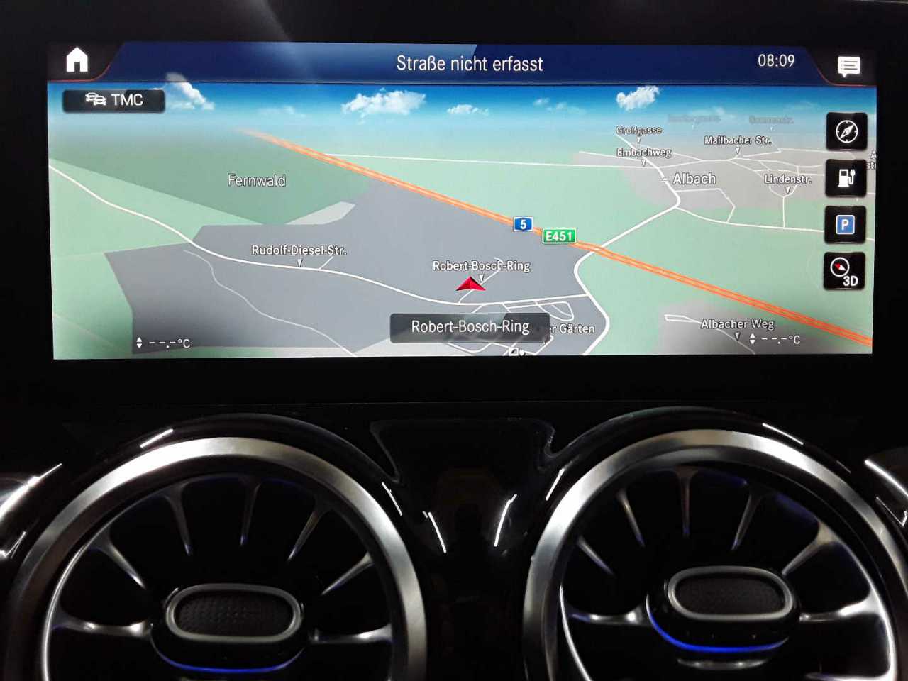Mercedes-Benz EQA 250 Progressive 12
