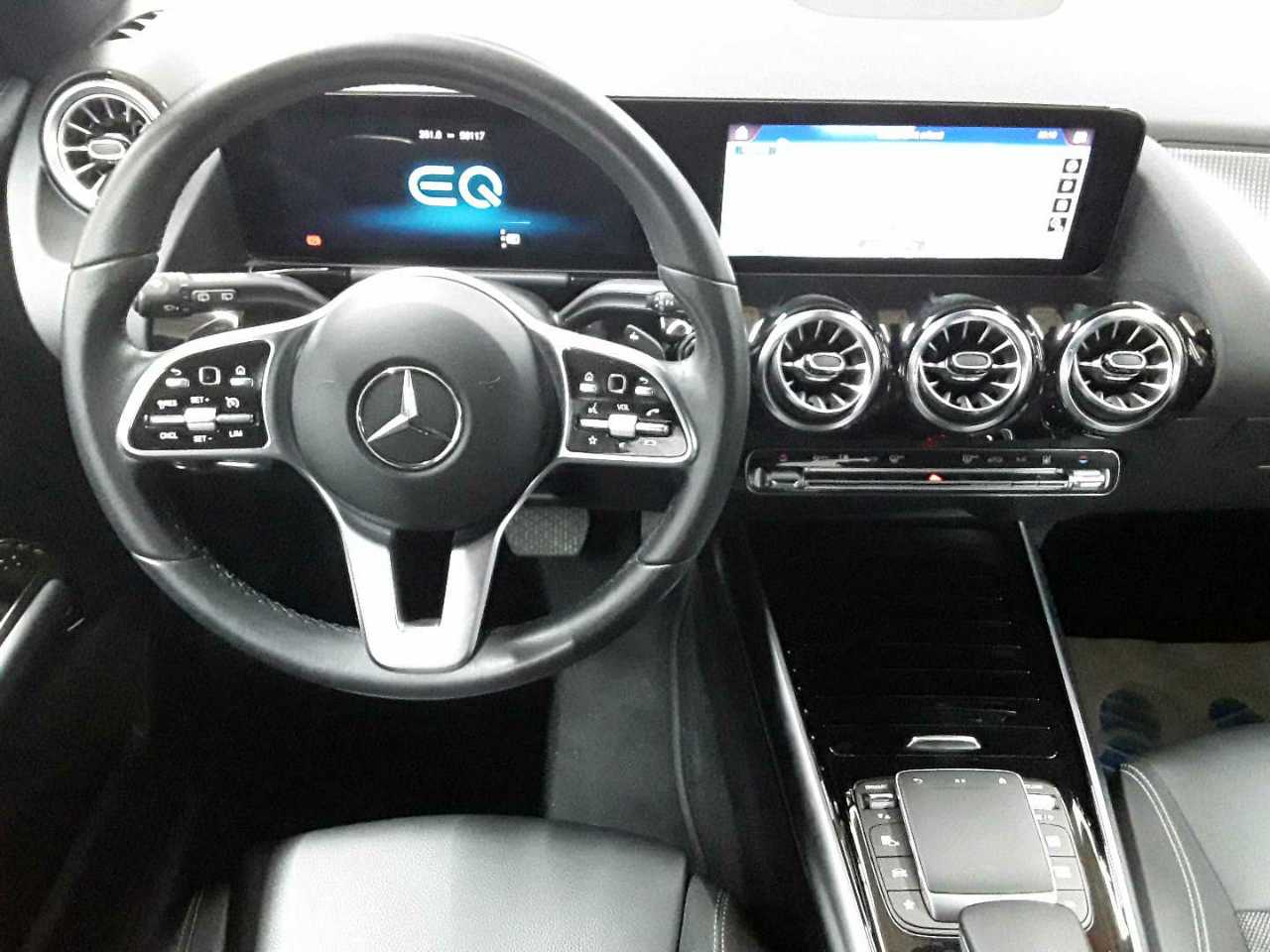 Mercedes-Benz EQA 250 Progressive 10
