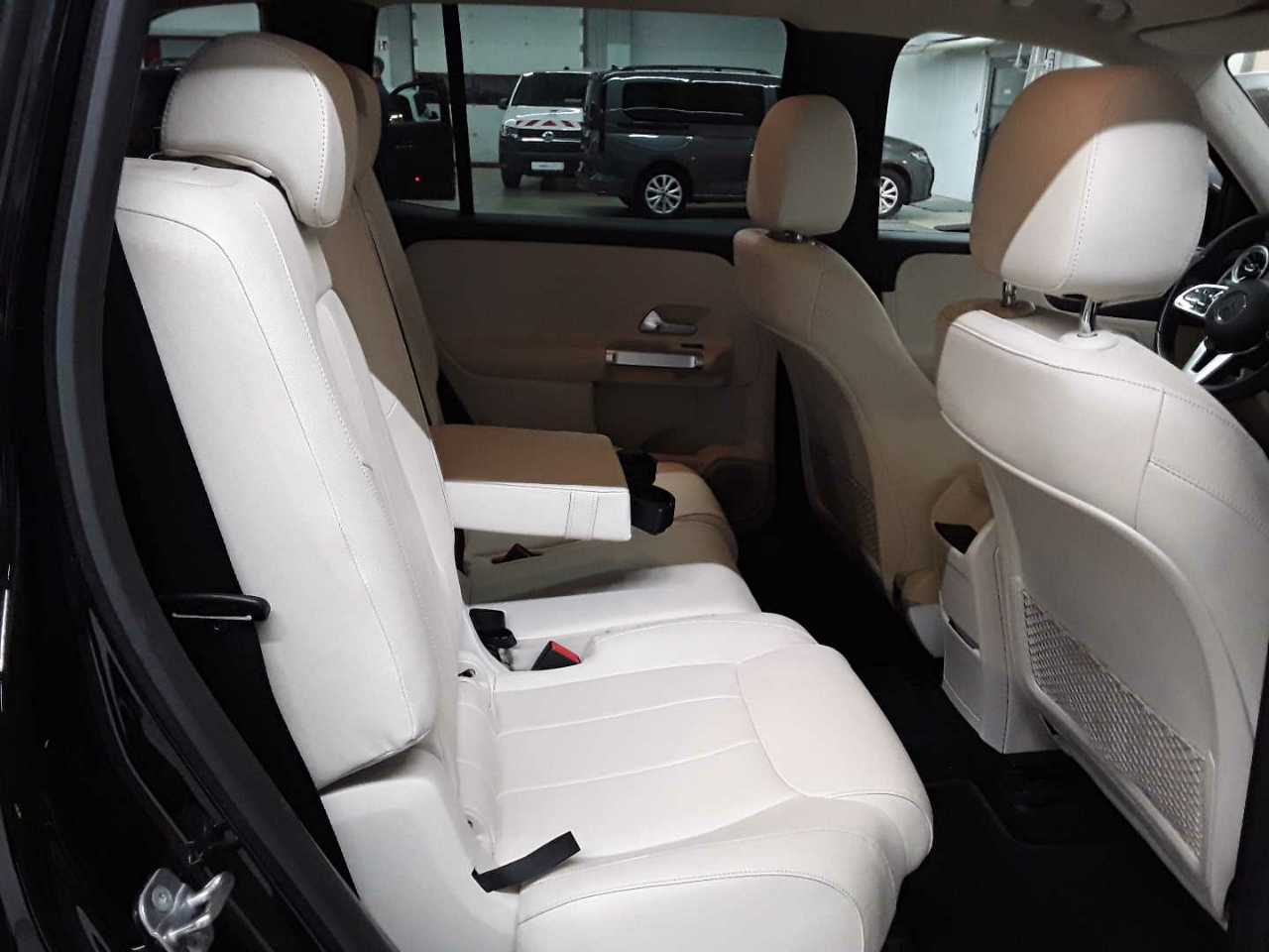 Mercedes-Benz EQB 250 Progressive 14