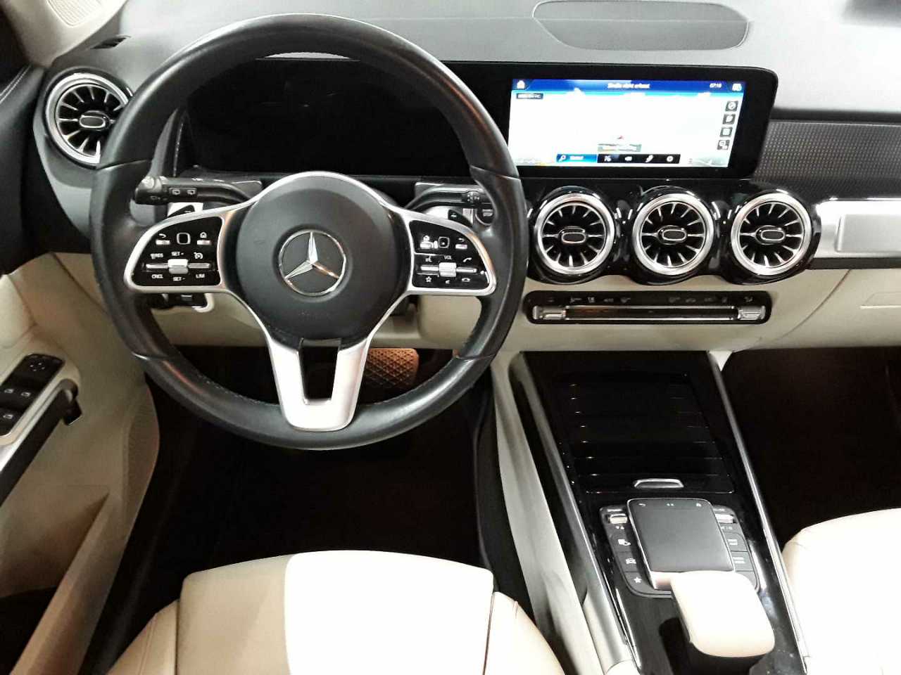 Mercedes-Benz EQB 250 Progressive 10