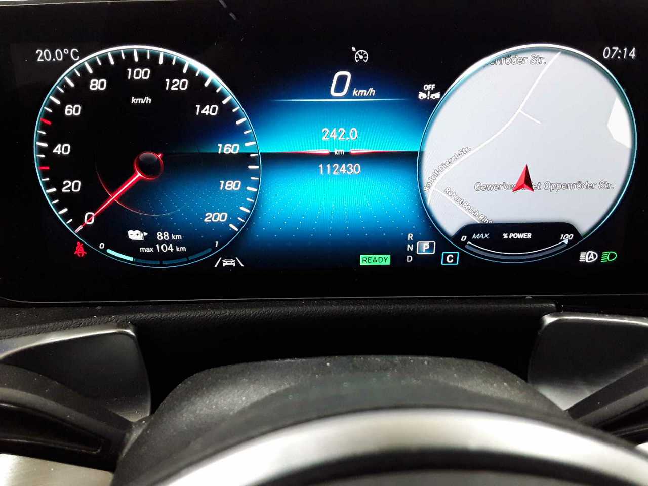Mercedes-Benz EQB 250 Progressive 11