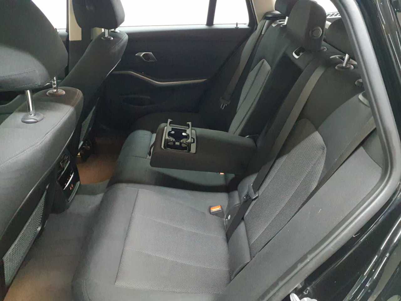BMW 318d Touring Aut. 14