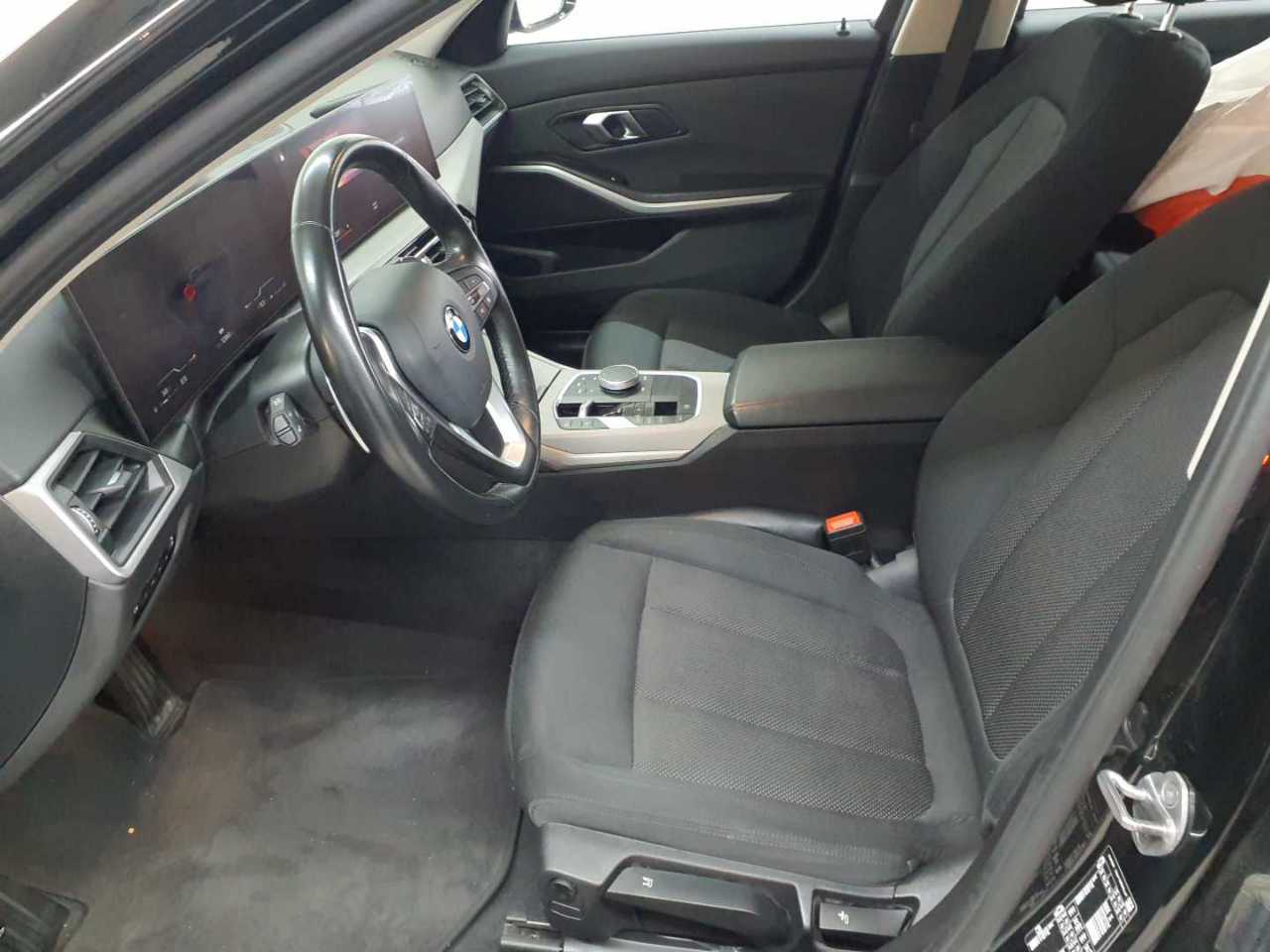 BMW 318d Touring Aut. 8