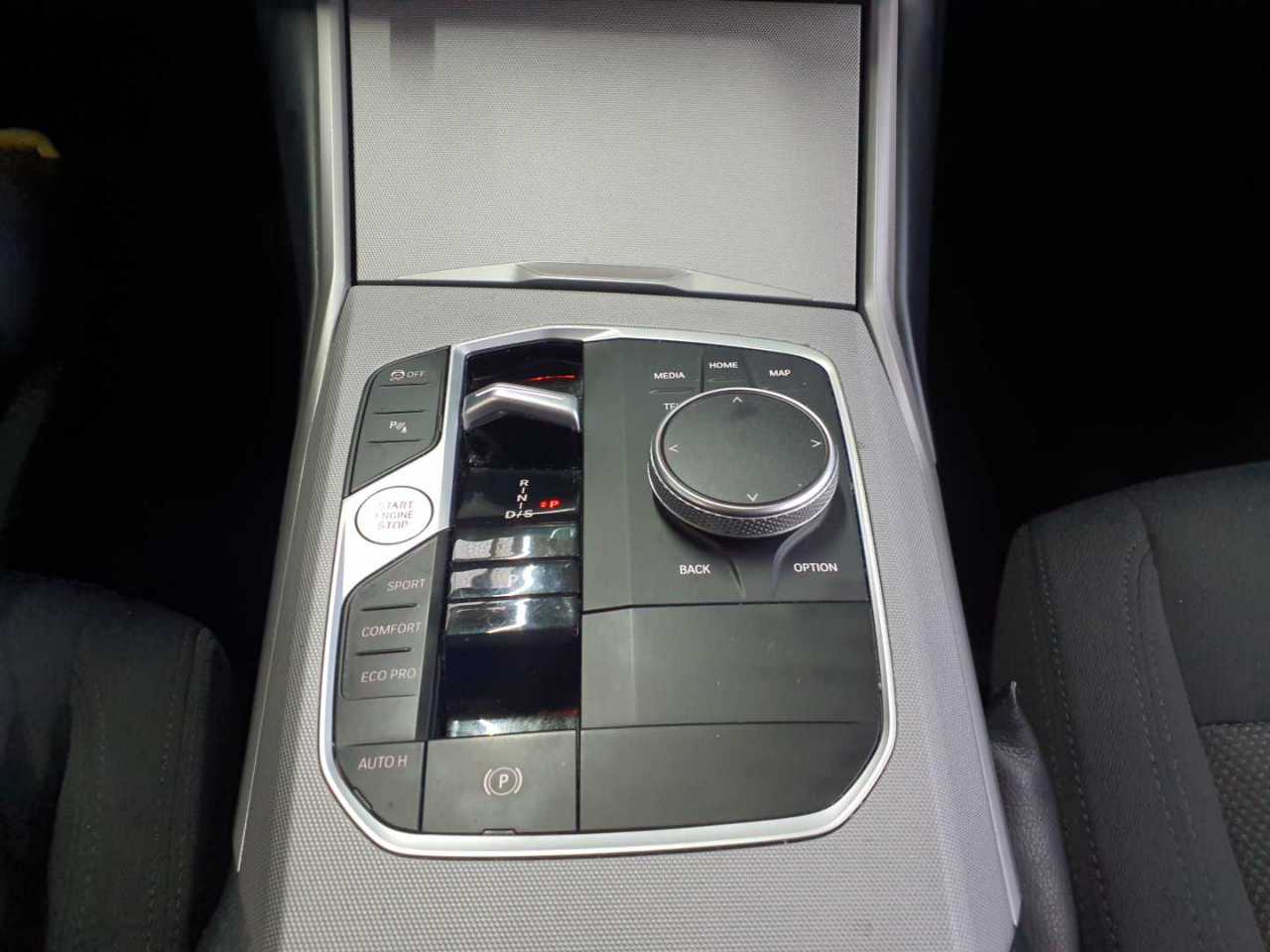 BMW 318d Touring Aut. 10