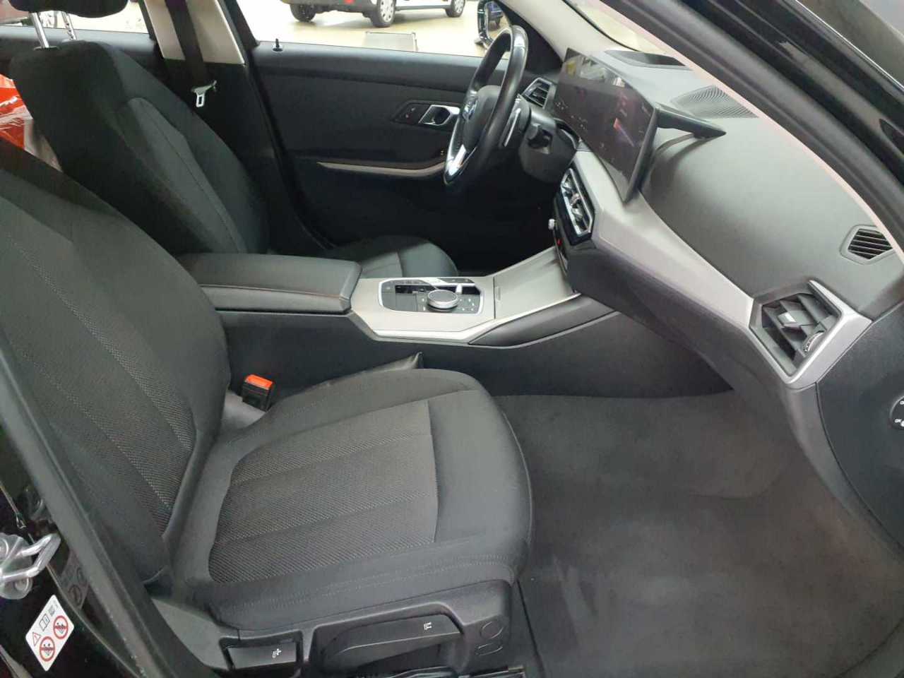 BMW 318d Touring Aut. 7