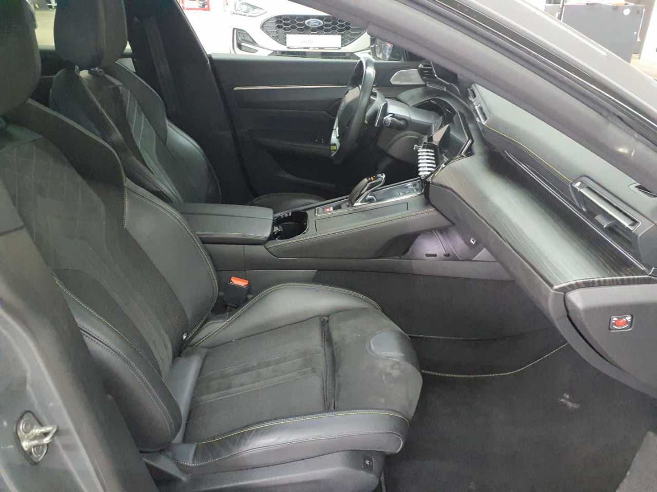 Peugeot 508 SW Hybrid 360 e-EAT8 PEUGEOT SPORT ENGINEERED 7
