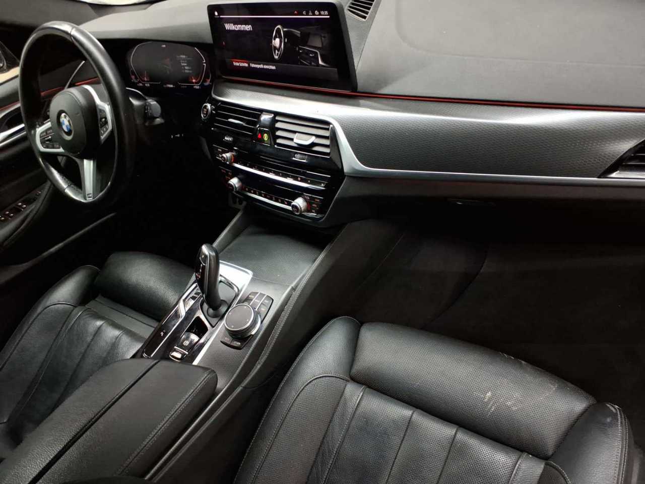 BMW 530i xDrive Touring Aut. 9