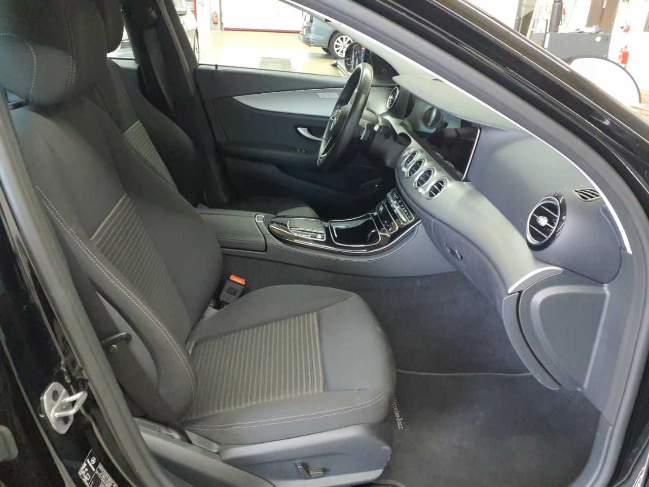 Mercedes-Benz E 300 e 9G-TRONIC 7