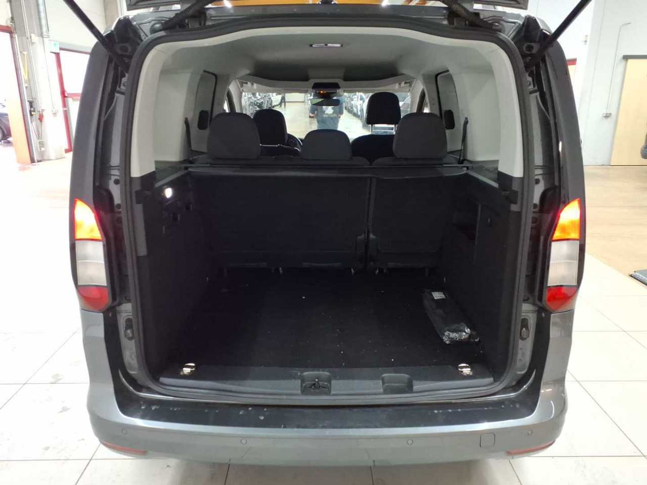Ford Tourneo Connect 2.0 EcoBlue TITANIUM 15