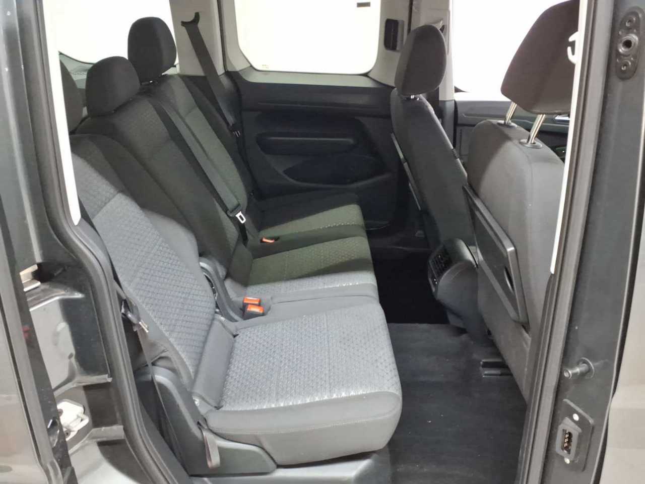 Ford Tourneo Connect 2.0 EcoBlue TITANIUM 14