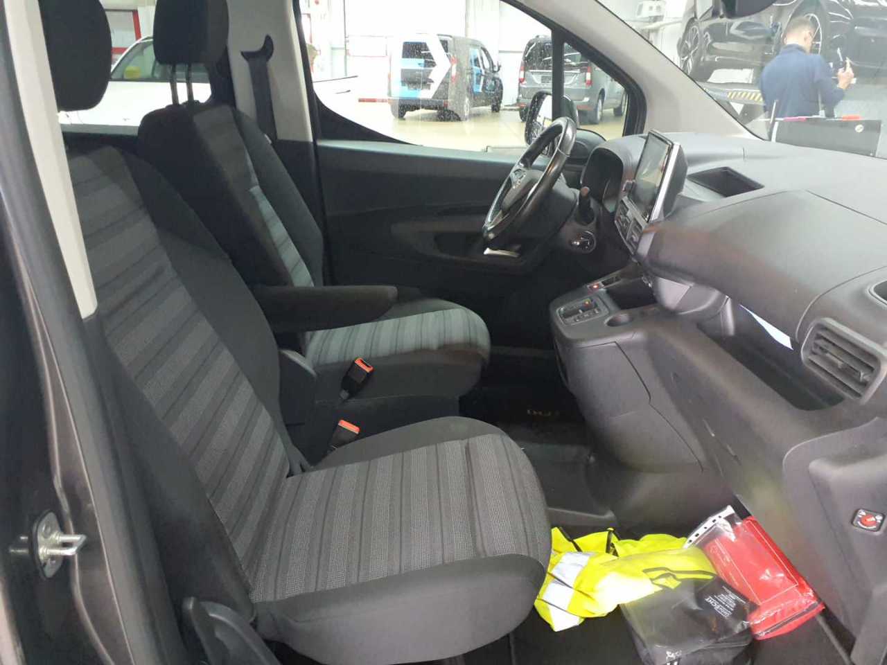 Opel Combo e-Life XL Ultimate 7