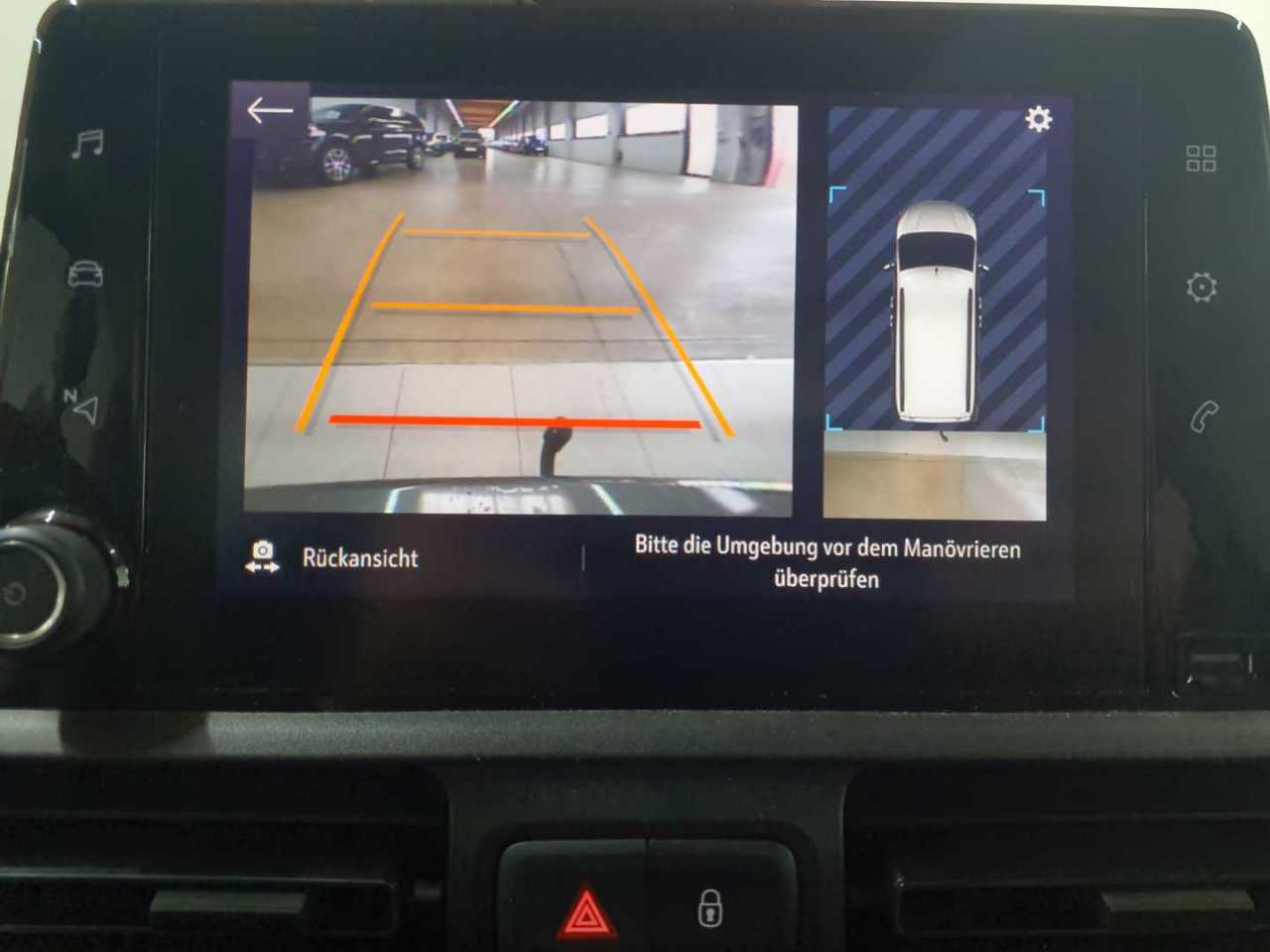 Opel Combo e-Life XL Ultimate 16