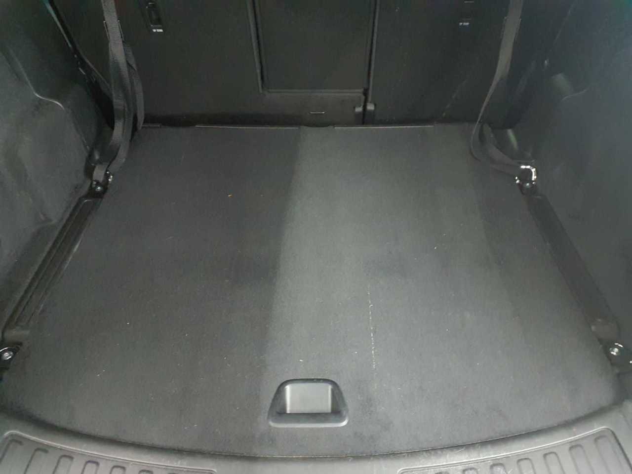 Land Rover Discovery Sport P270e Dynamic SE 15