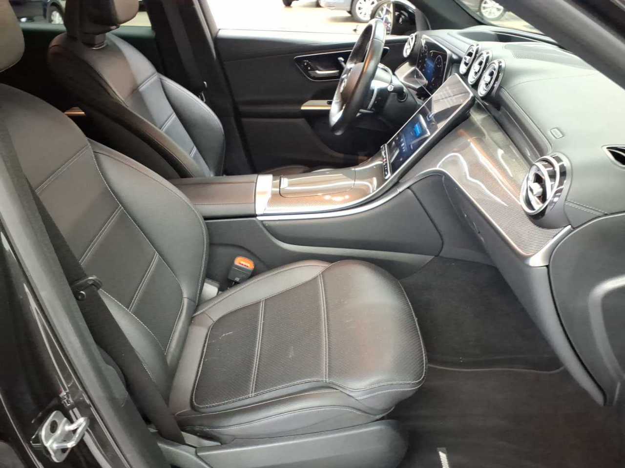 Mercedes-Benz GLC 220 d 4Matic 9G-TRONIC AMG Line Advanced 8