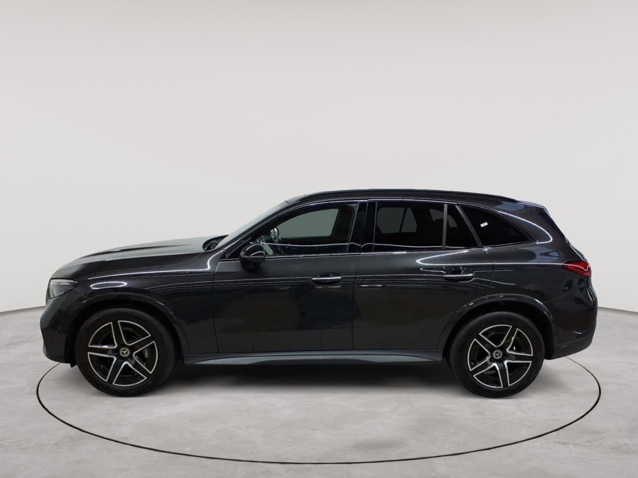 Mercedes-Benz GLC 220 d 4Matic 9G-TRONIC AMG Line Advanced 6