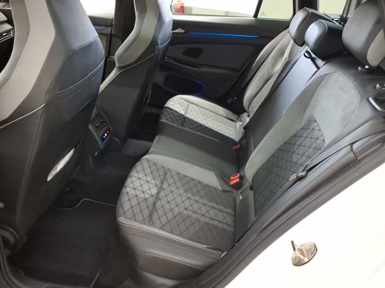 Volkswagen Golf Variant 2.0 TSI OPF 4Motion DSG R-Line 13