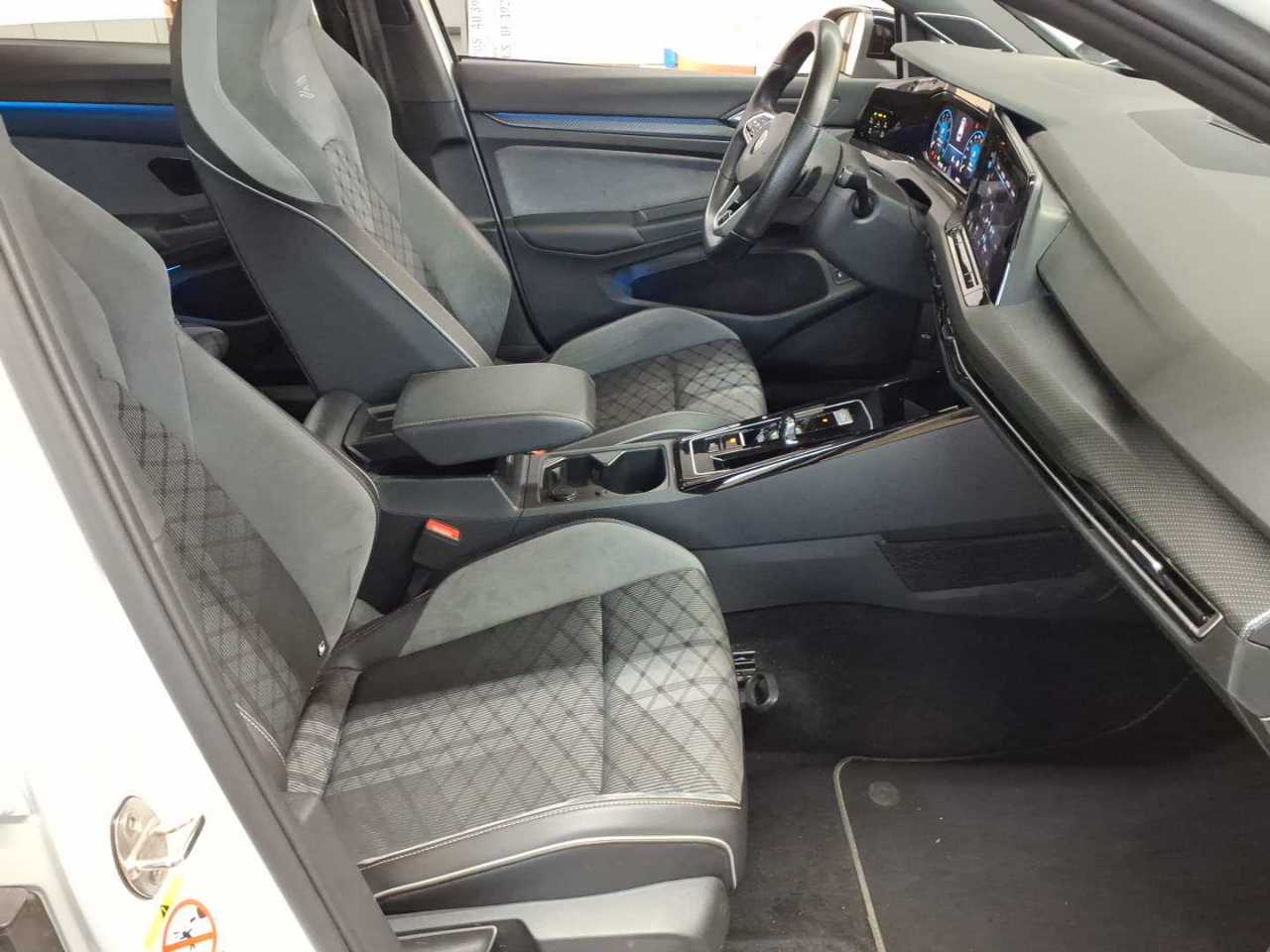 Volkswagen Golf Variant 2.0 TSI OPF 4Motion DSG R-Line 8