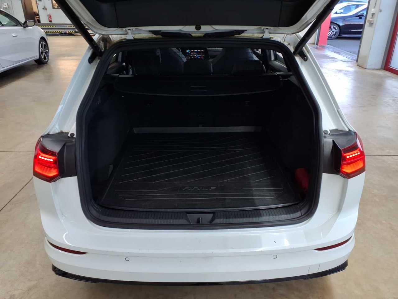 Volkswagen Golf Variant 2.0 TSI OPF 4Motion DSG R-Line 15