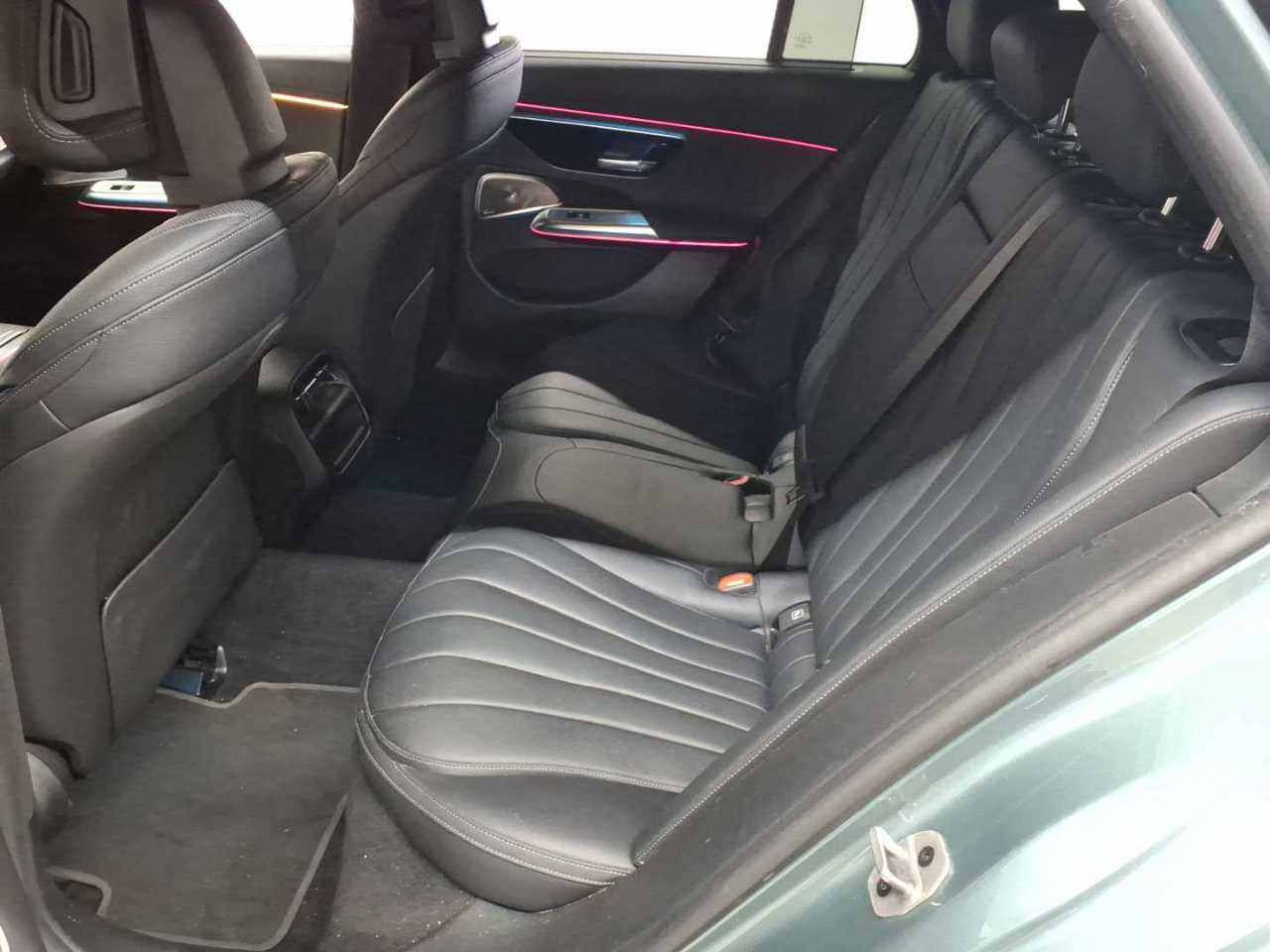 Mercedes-Benz E 300de T 9G-TRONIC 13