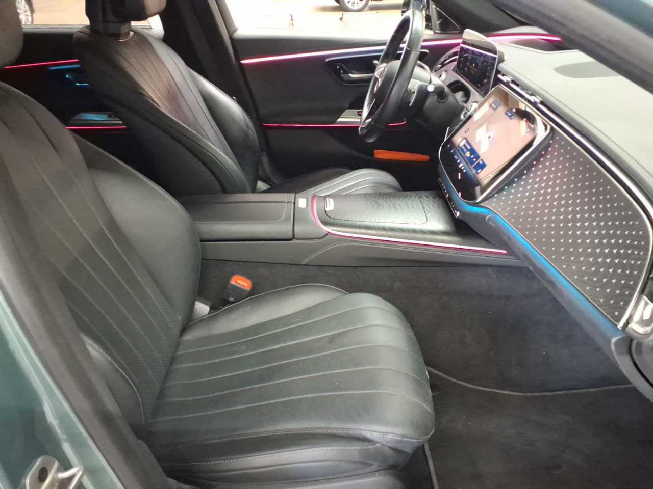 Mercedes-Benz E 300de T 9G-TRONIC 8