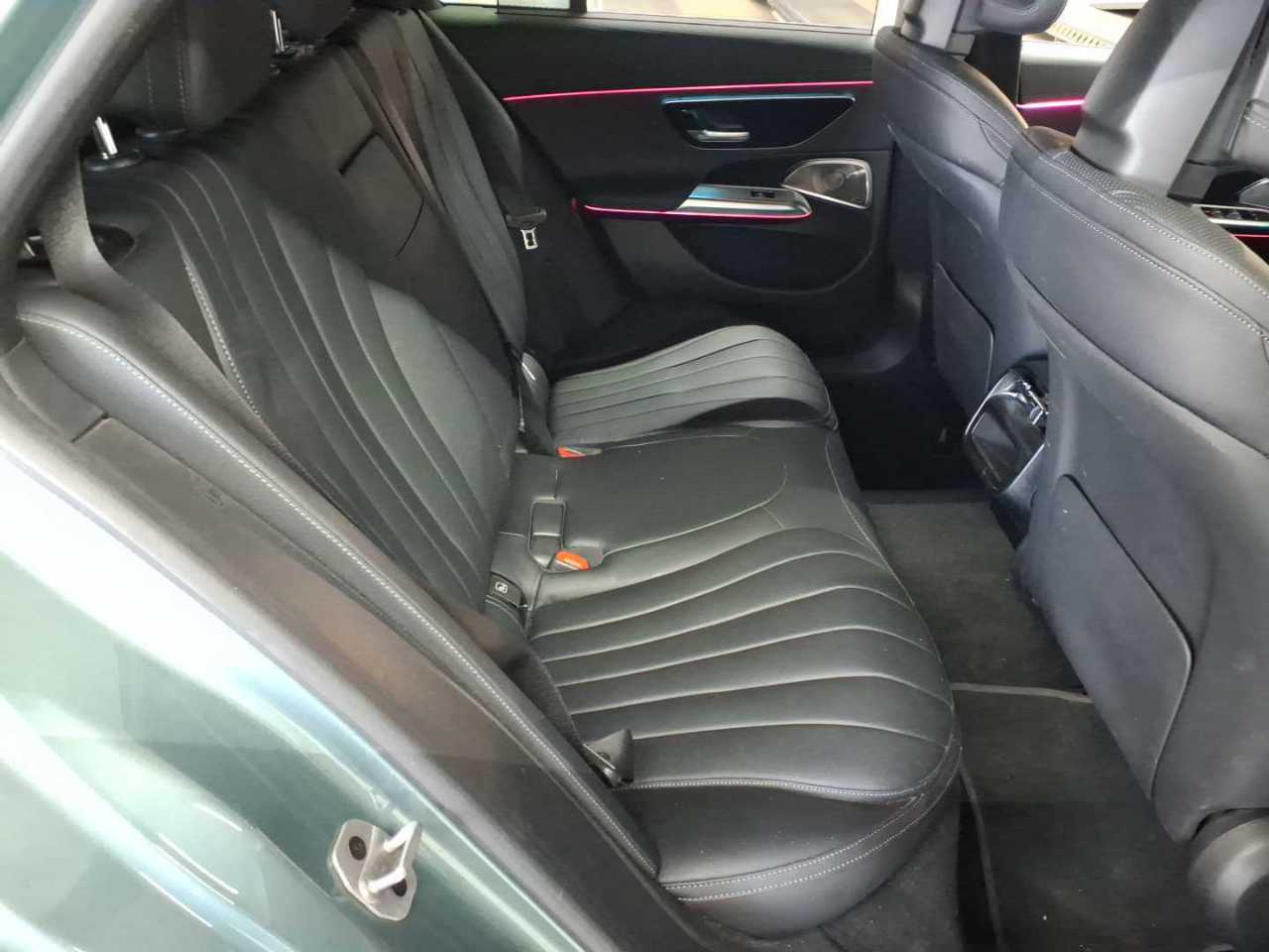 Mercedes-Benz E 300de T 9G-TRONIC 14