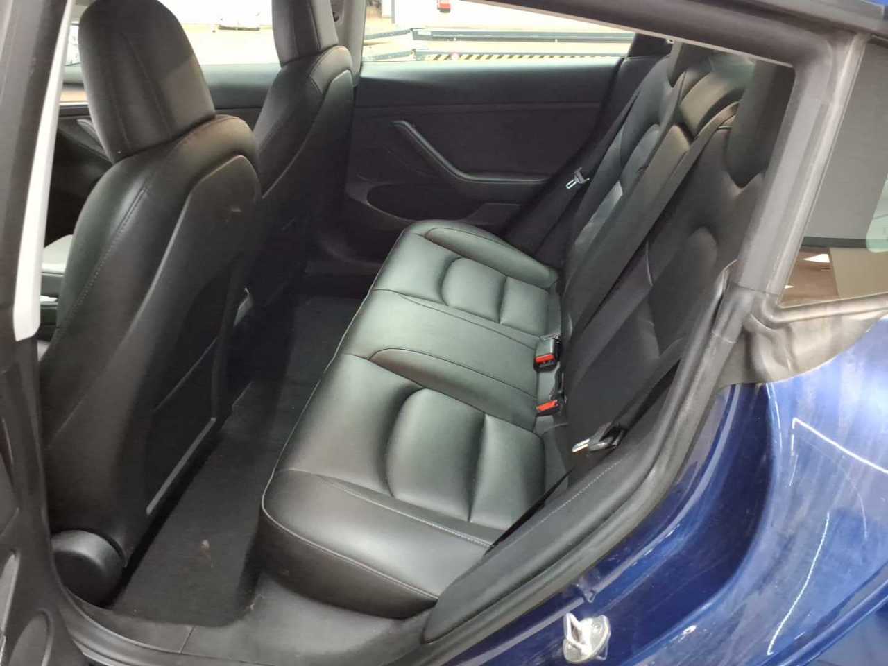 Tesla Model 3 Langstreckenbatt. Allradantrieb Dual Motor 580 KM (Shanghai Version) 13