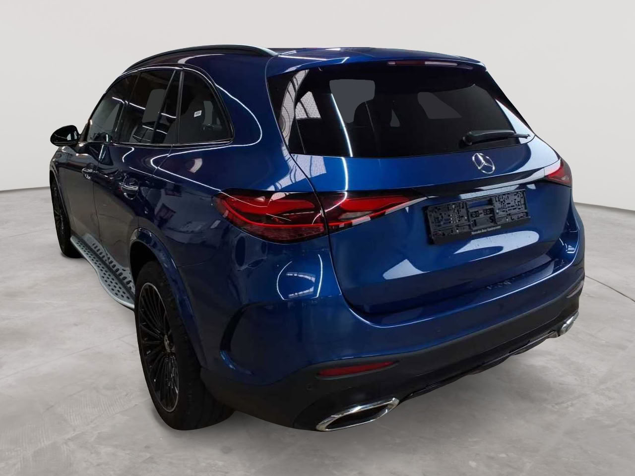 Mercedes-Benz GLC 300 d 4Matic 9G-TRONIC AMG Line Advanced 5